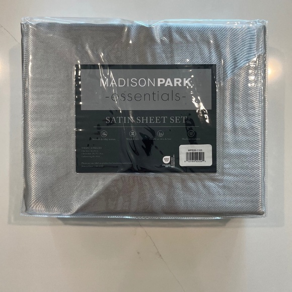 NEW LISTING: Madison Park Essential Silk Twin Sheet set; gray/silver; new w tags - Picture 1 of 8